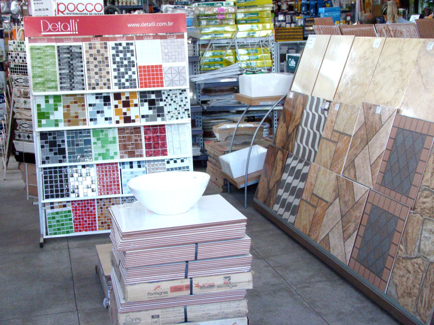 Depósito Ribeiro - Construção e Acabamentos