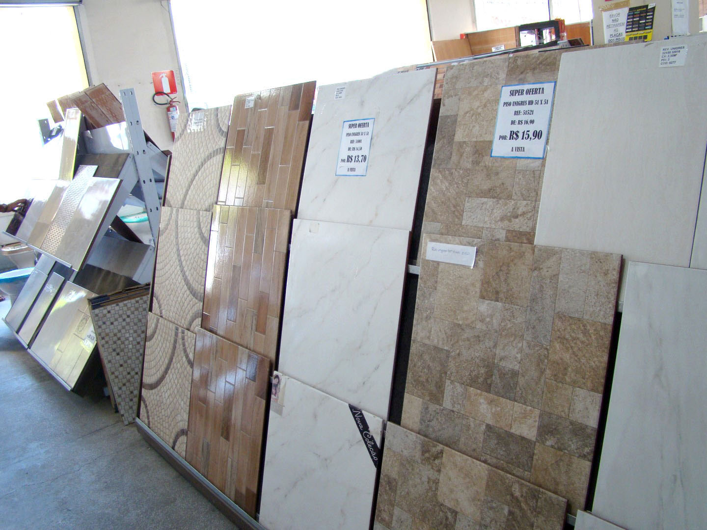 Depósito Ribeiro - Construção e Acabamentos